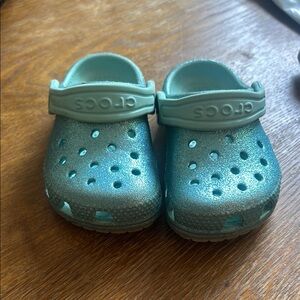 CROCS Blue Sandals Comfortable Ventilated Design